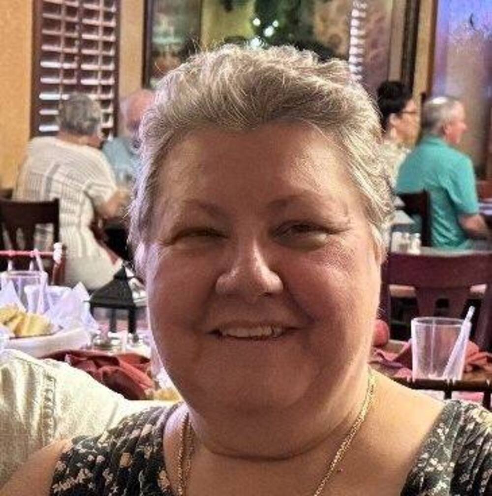 Meet your Posher, Regina